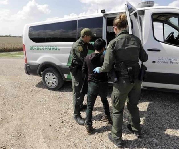Patrulla Fronteriza detiene en Texas a 54 migrantes