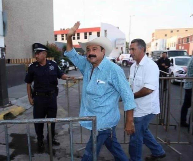 Comparece Layín acusado de desvíos Comparece Layín acusado de desvíos