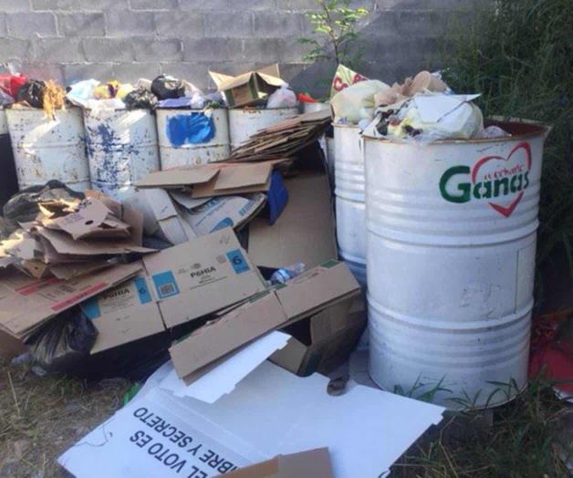 A clases con basura a tope A clases con basura a tope