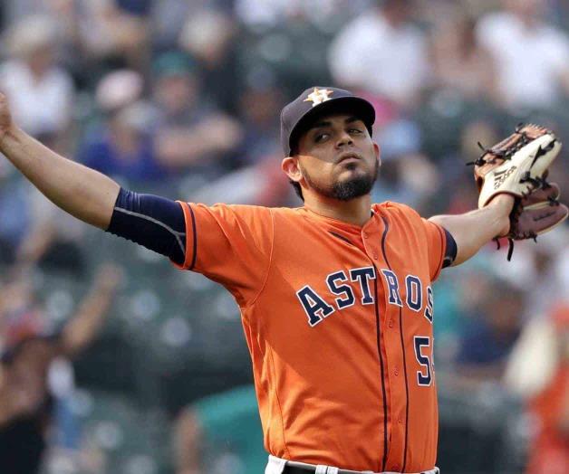 Se estrena Roberto Osuna con Astros Se estrena Roberto Osuna con Astros