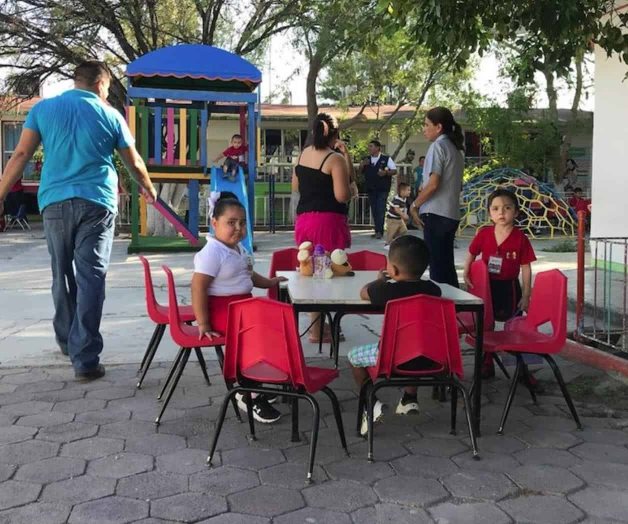 Surge otro plantel sin servicio de CFE Surge otro plantel sin servicio de CFE