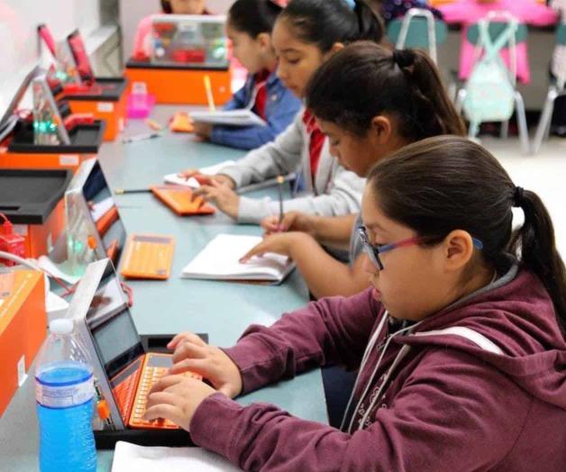 Ejercerá La Joya 1.5 mdd anuales. Recibe una de las becas de Becas Ejercerá La Joya 1.5 mdd anuales. Recibe una de las becas de Becas