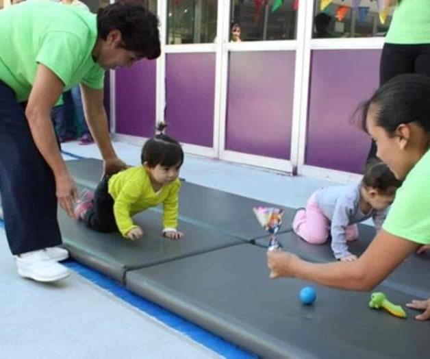 Gatear fortalece músculos de bebés Gatear fortalece músculos de bebés