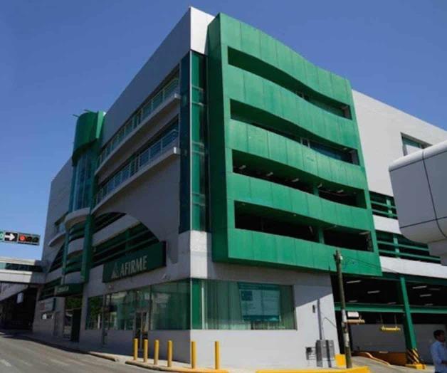 Deja por 6 horas a su bebé en auto. Fallece asfixiado el pequeño Deja por 6 horas a su bebé en auto. Fallece asfixiado el pequeño