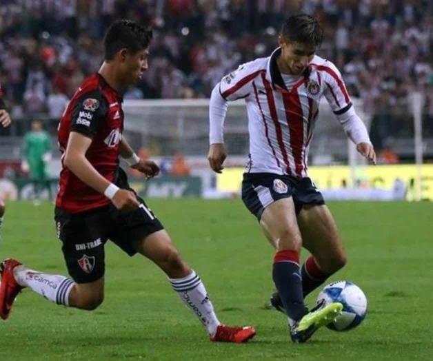 Ligan las Chivas su tercer triunfo consecutivo; se llevan el clásico tapatío Ligan las Chivas su tercer triunfo consecutivo; se llevan el clásico tapatío
