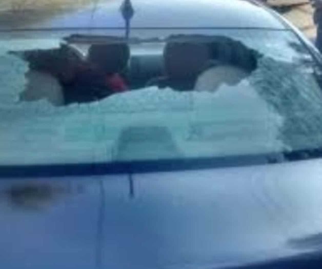 Matan a un hombre dentro de su auto en Edomex Matan a un hombre dentro de su auto en Edomex