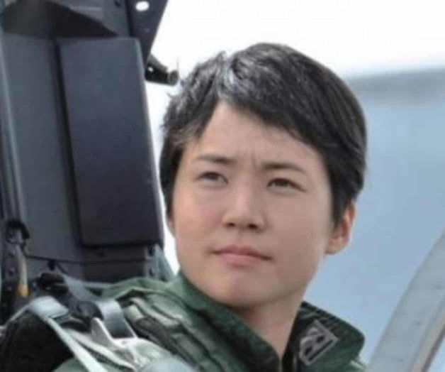Mujer califica para ser piloto de combate en Japón Mujer califica para ser piloto de combate en Japón