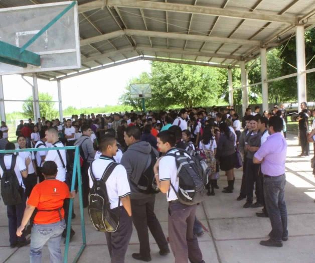 Sube hasta un 35% la matrícula en Conalep Sube hasta un 35% la matrícula en Conalep