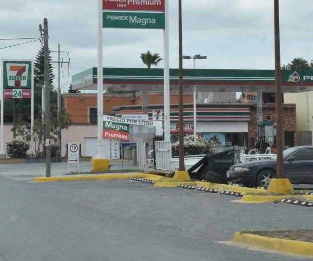Roban más de 36 mil pesos de tienda de conveniencia Roban más de 36 mil pesos de tienda de conveniencia