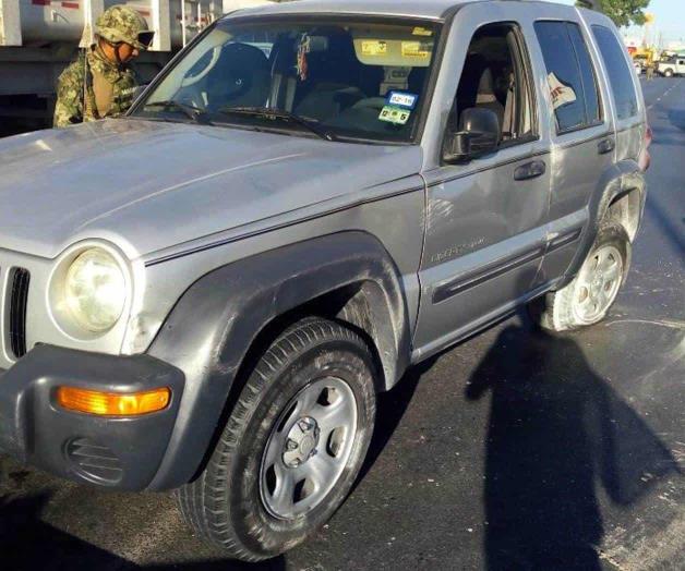 Se vuelca tras conducir a exceso de velocidad Se vuelca tras conducir a exceso de velocidad