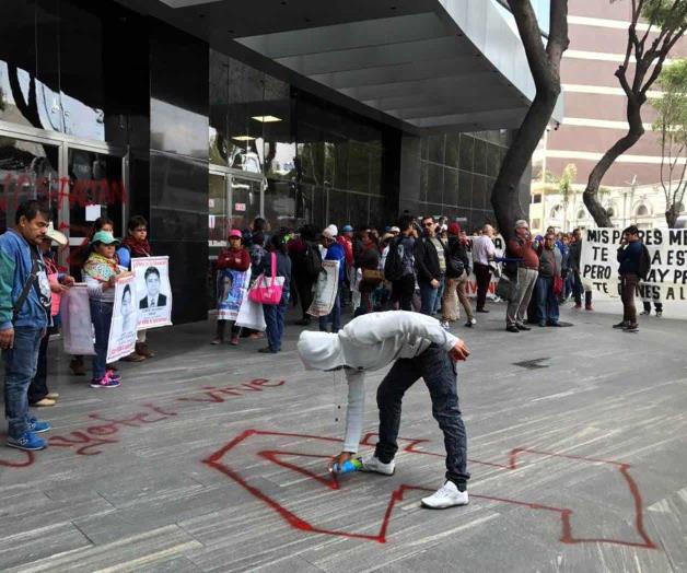 Discuten en la Corte comisión de la verdad Discuten en la Corte comisión de la verdad