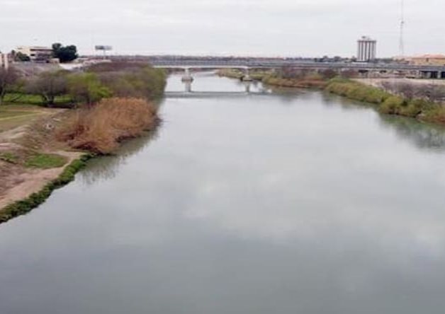 Rescatan cuerpo de mujer ahogada Rescatan cuerpo de mujer ahogada
