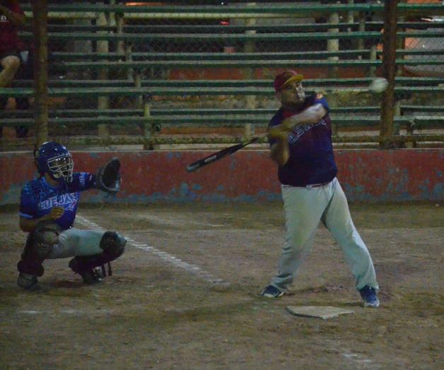 ¡Rugen en la nocturna! ¡Rugen en la nocturna!