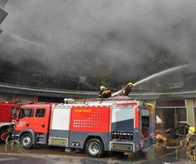 Mueren 18 personas tras incendio en un hotel en China Mueren 18 personas tras incendio en un hotel en China