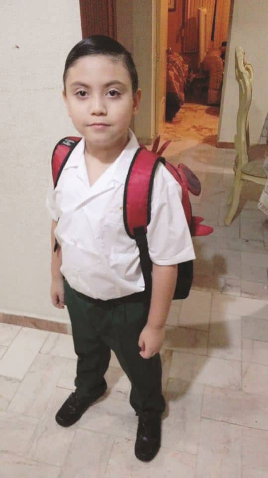 ESTUDIOSO. Gerardo Jani Aldape listo para 3er año.