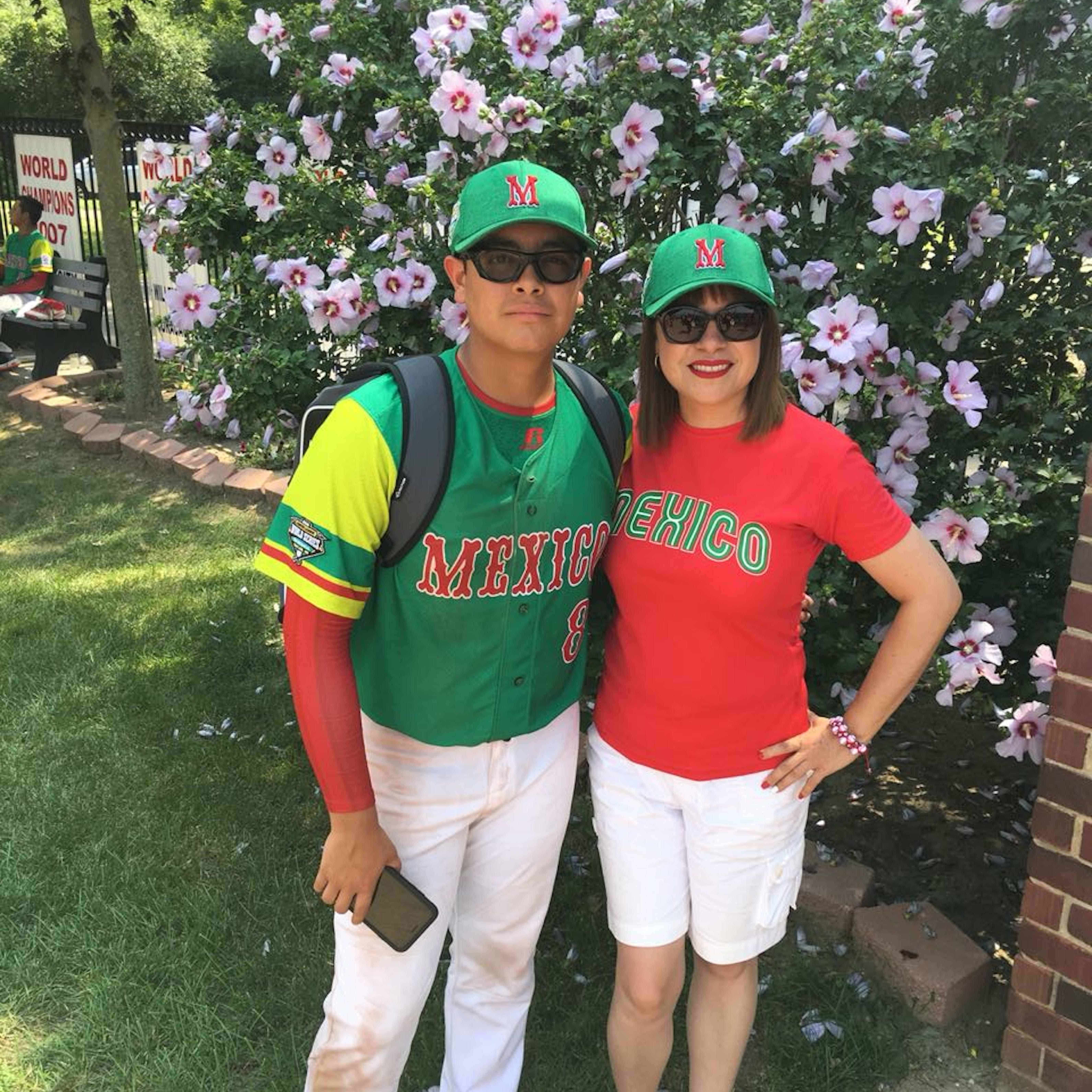 KOPE GARCÍA. Y Esmeralda Cienfuegos de García.