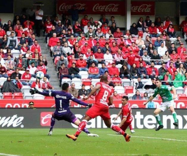 Sorprende León 2-1 a Toluca en el infierno Sorprende León 2-1 a Toluca en el infierno