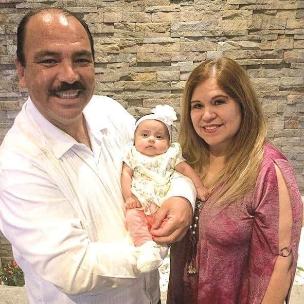 Felices. José Luis y Angelina Hernández.