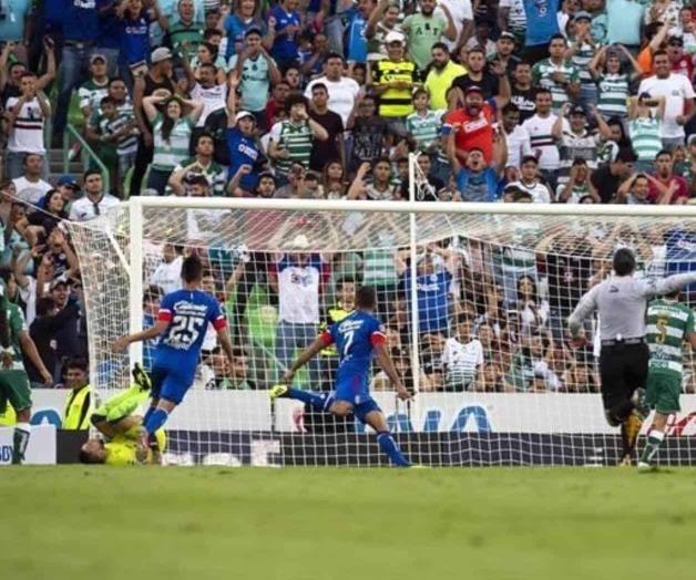 Sale vivo de Torreón invicto de La Máquina Sale vivo de Torreón invicto de La Máquina