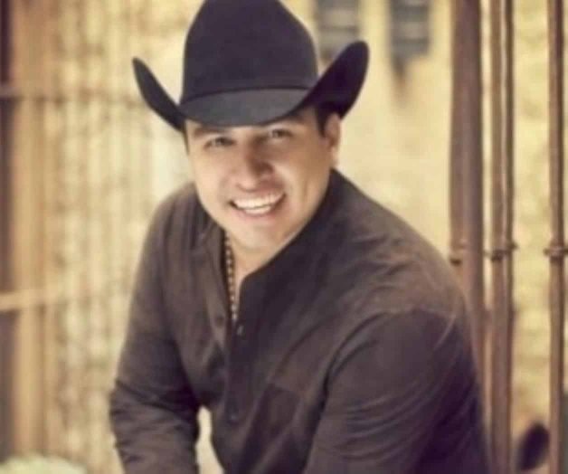 Saca hacienda a Julión Álvarez de lista negra Saca hacienda a Julión Álvarez de lista negra