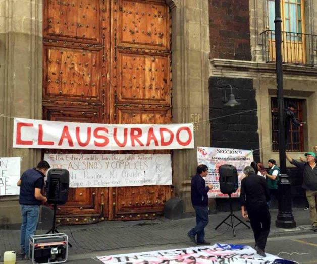 ‘Clausura’ CNTE las oficinas de la SEP ‘Clausura’ CNTE las oficinas de la SEP