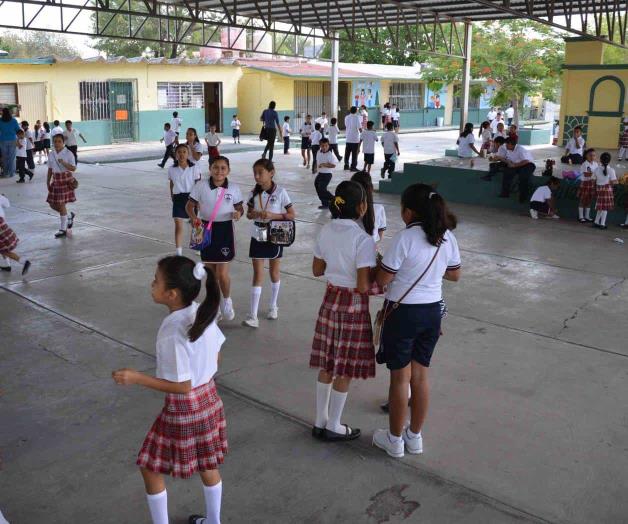 Interpone en CDHE queja por cobro de cuota escolar Interpone en CDHE queja por cobro de cuota escolar