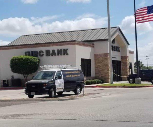 Asaltan banco; buscan autoridades a solitario delincuente Asaltan banco; buscan autoridades a solitario delincuente