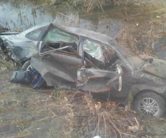 Huyen tras asalto y mueren tres en volcadura Huyen tras asalto y mueren tres en volcadura