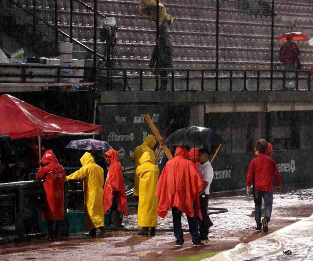Lluvia cancela primero de serie Bravos-Diablos Rojos Lluvia cancela primero de serie Bravos-Diablos Rojos