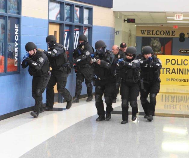 Entrenan para estar listos en situaciones de riesgo en escuelas Entrenan para estar listos en situaciones de riesgo en escuelas