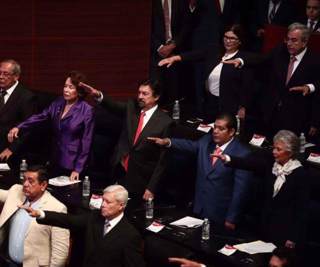 Rinden senadores protesta en Cámara Rinden senadores protesta en Cámara