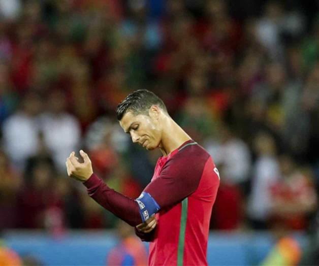 Cristiano Ronaldo queda fuera de la convocatoria de Portugal Cristiano Ronaldo queda fuera de la convocatoria de Portugal
