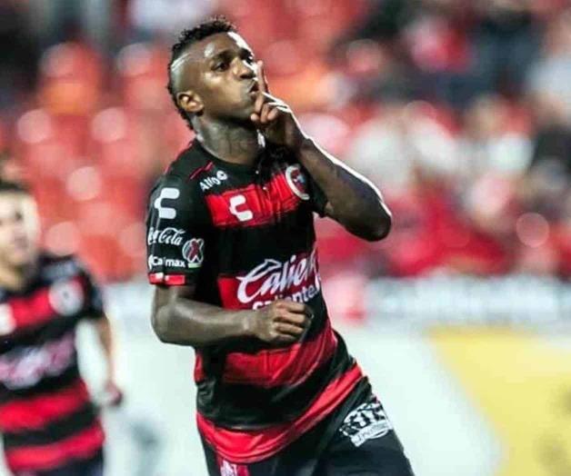 Con gol del ecuatoriano Bolaños, Xolos vence 1-0 a Necaxa Con gol del ecuatoriano Bolaños, Xolos vence 1-0 a Necaxa