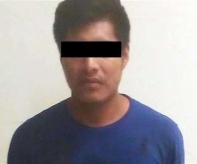 Hombre golpea a su esposa por bloquearlo de Facebook Hombre golpea a su esposa por bloquearlo de Facebook