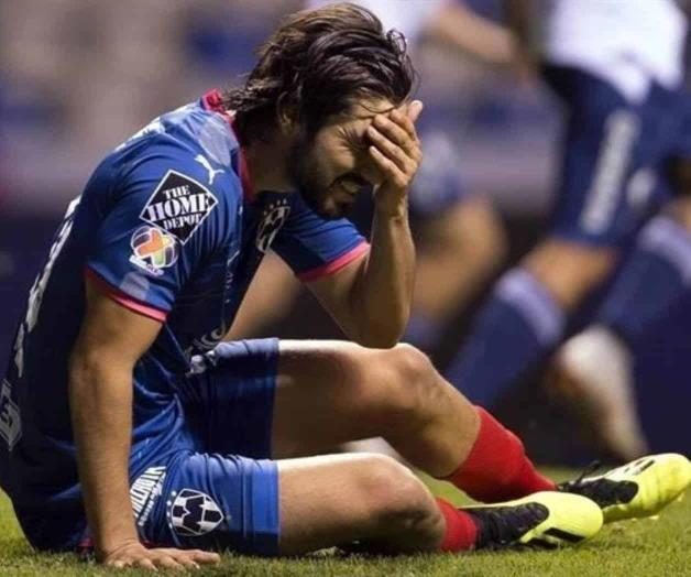 Le remontan a Rayados en la última jugada Le remontan a Rayados en la última jugada