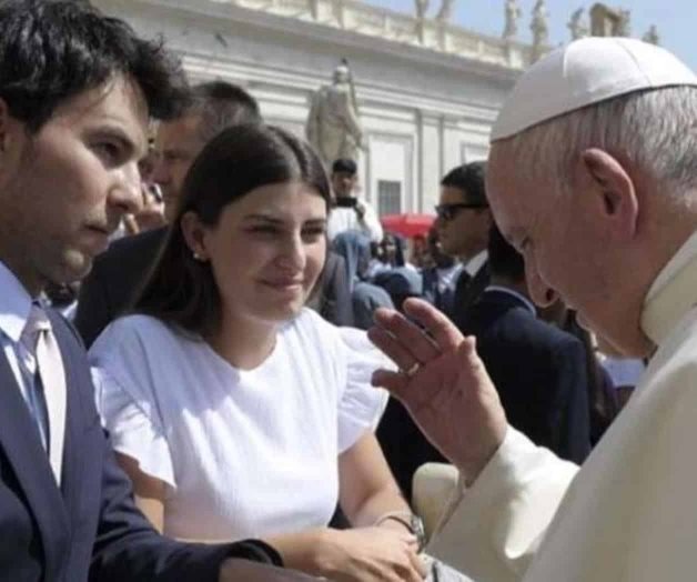Checo Pérez visita al Papa Checo Pérez visita al Papa