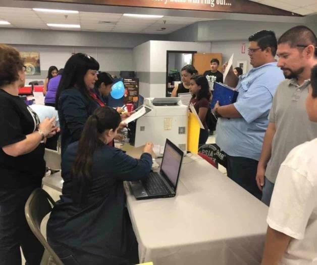 Preparan la Feria para Pasaporte Americano Preparan la Feria para Pasaporte Americano