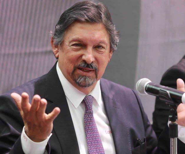 Atrás quedaron los conflictos: Napoleón Atrás quedaron los conflictos: Napoleón