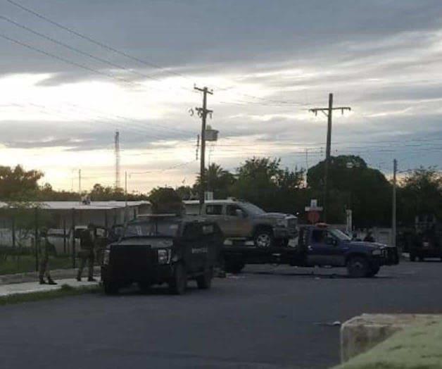 Reportan 4 sicarios abatidos por Sedena. Decomisan 3 camionetas abandonadas