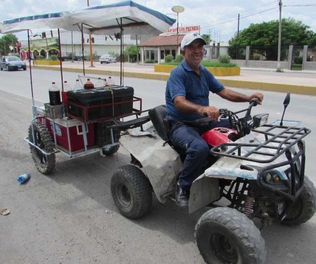 Deja camioneta al bajar ventas
