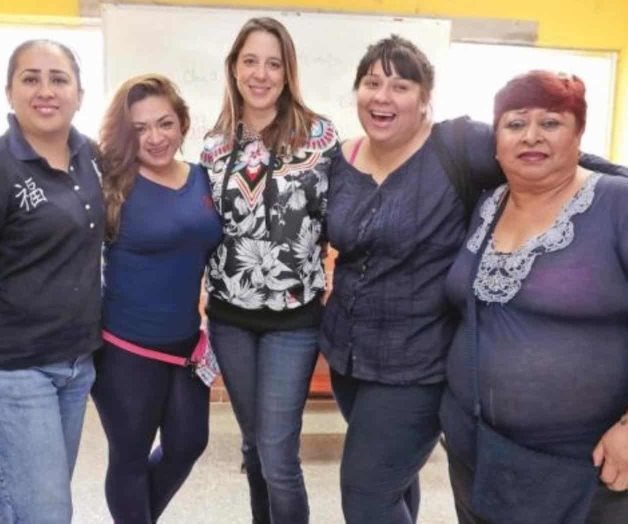 Conoce a las mujeres Standuperas; la cárcel no les quita la risa