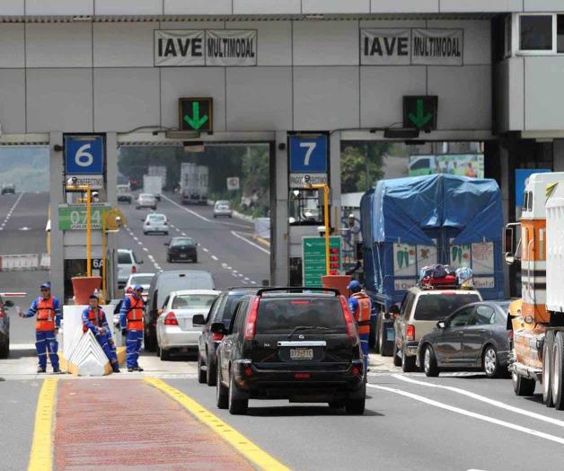 Quitarán a diputados 300 tarjetas IAVE Quitarán a diputados 300 tarjetas IAVE