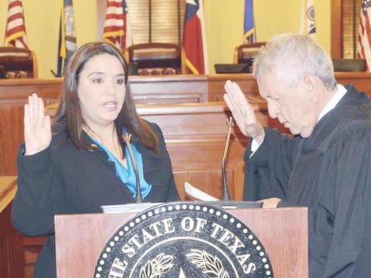 Cindy Liendo asume cargo al renunciar comisionado Cindy Liendo asume cargo al renunciar comisionado