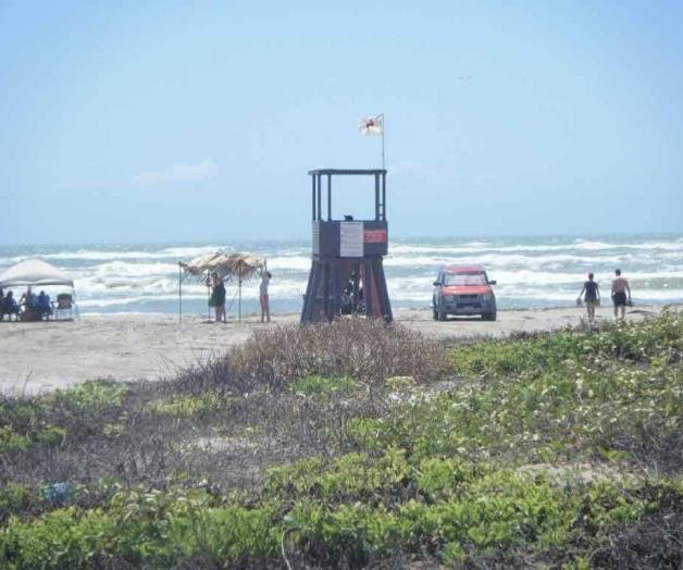 Advierten de resacas en la playa de la Isla. Las corrientes son un peligro