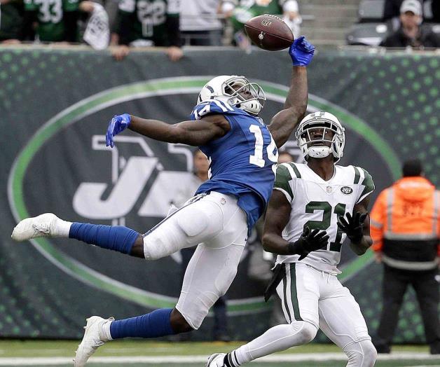 🏈 Luck y Potros aplastan a los Bills