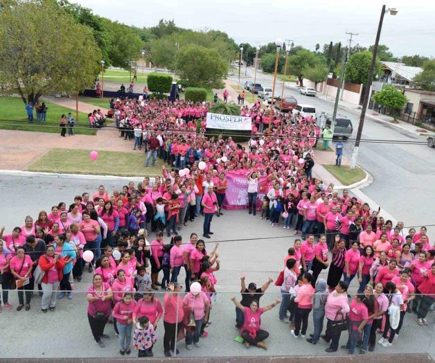Caminata en pro de la lucha contra el cáncer