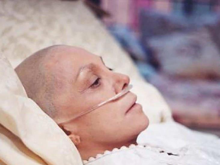 Cada 24 horas muere una mujer de cáncer de mama Cada 24 horas muere una mujer de cáncer de mama