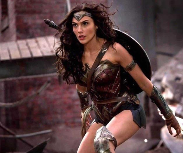 🎬 Retrasan 7 meses estreno de Mujer Maravilla 2 🎬 Retrasan 7 meses estreno de Mujer Maravilla 2