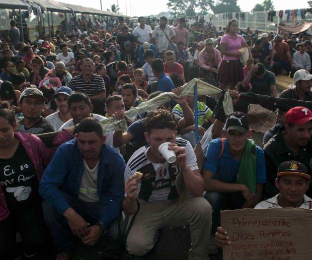 Habilitarían campamentos. Monitorean trayecto de caravana centroamericana