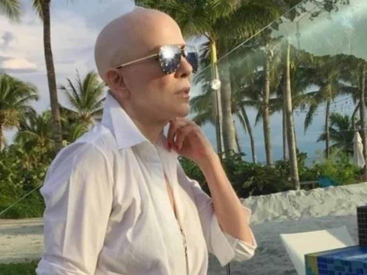 Rebecca Jones dice adiós a las pelucas en su lucha contra el cáncer Rebecca Jones dice adiós a las pelucas en su lucha contra el cáncer